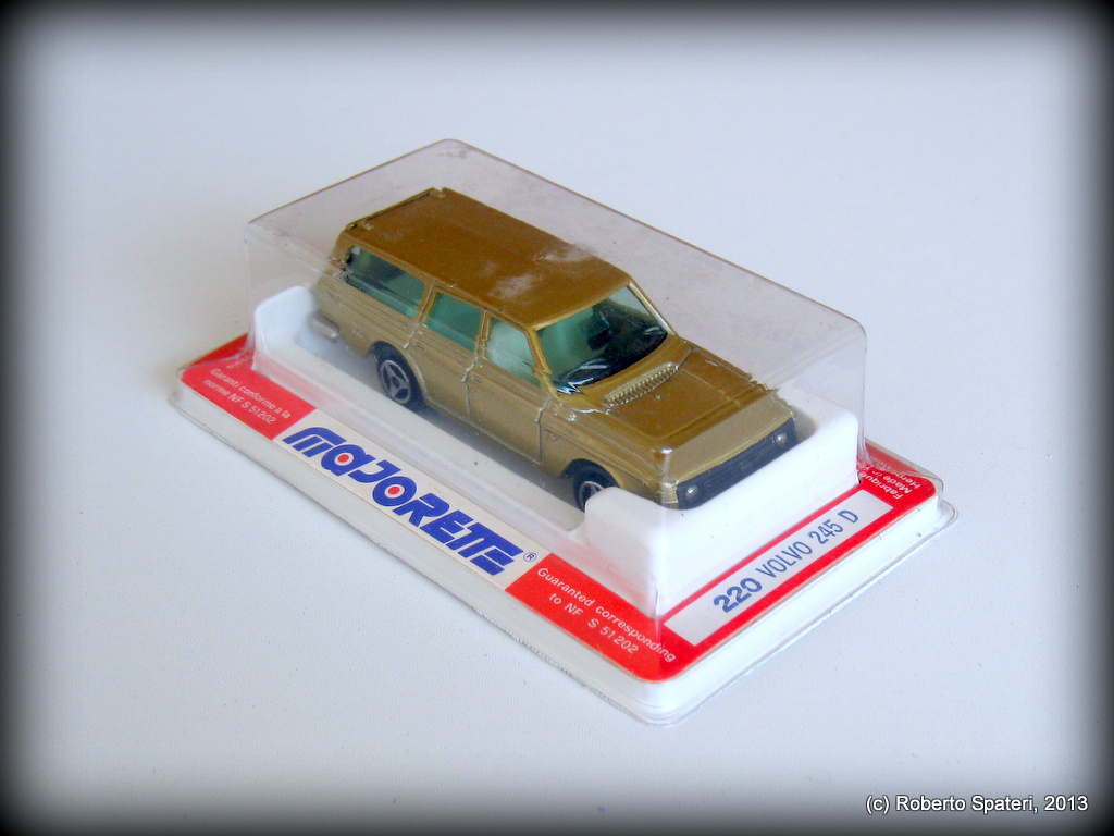 Majorette Volvo 245 D (n.220)